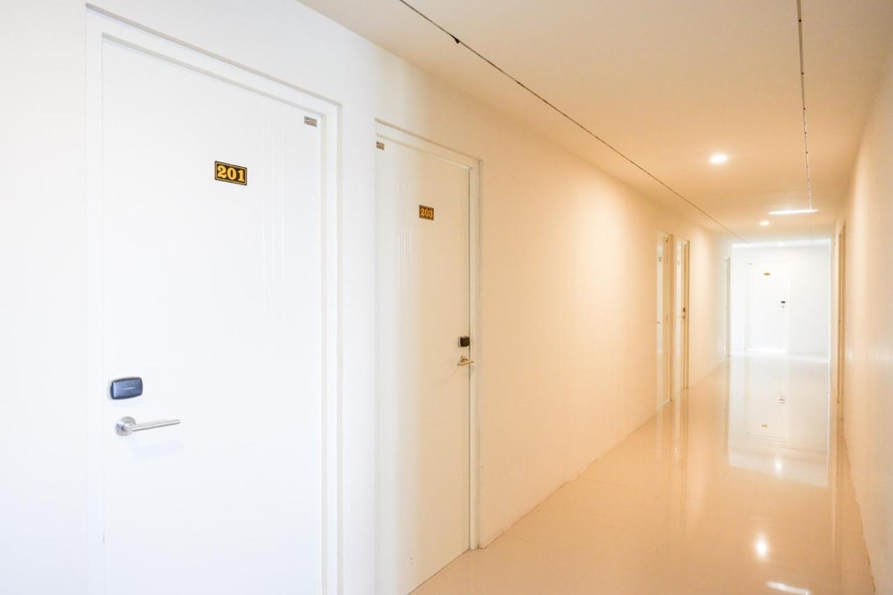 Reddoorz Plus Near Solo Baru Ngoại thất bức ảnh