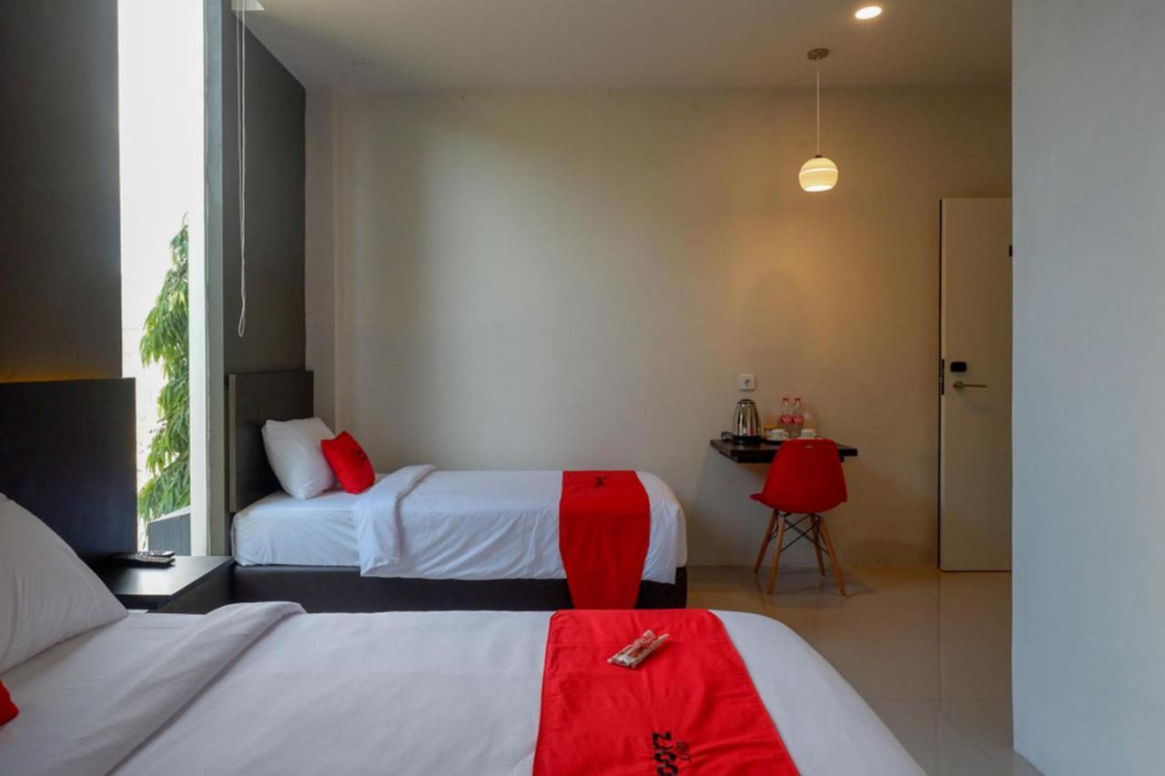 Reddoorz Plus Near Solo Baru Ngoại thất bức ảnh
