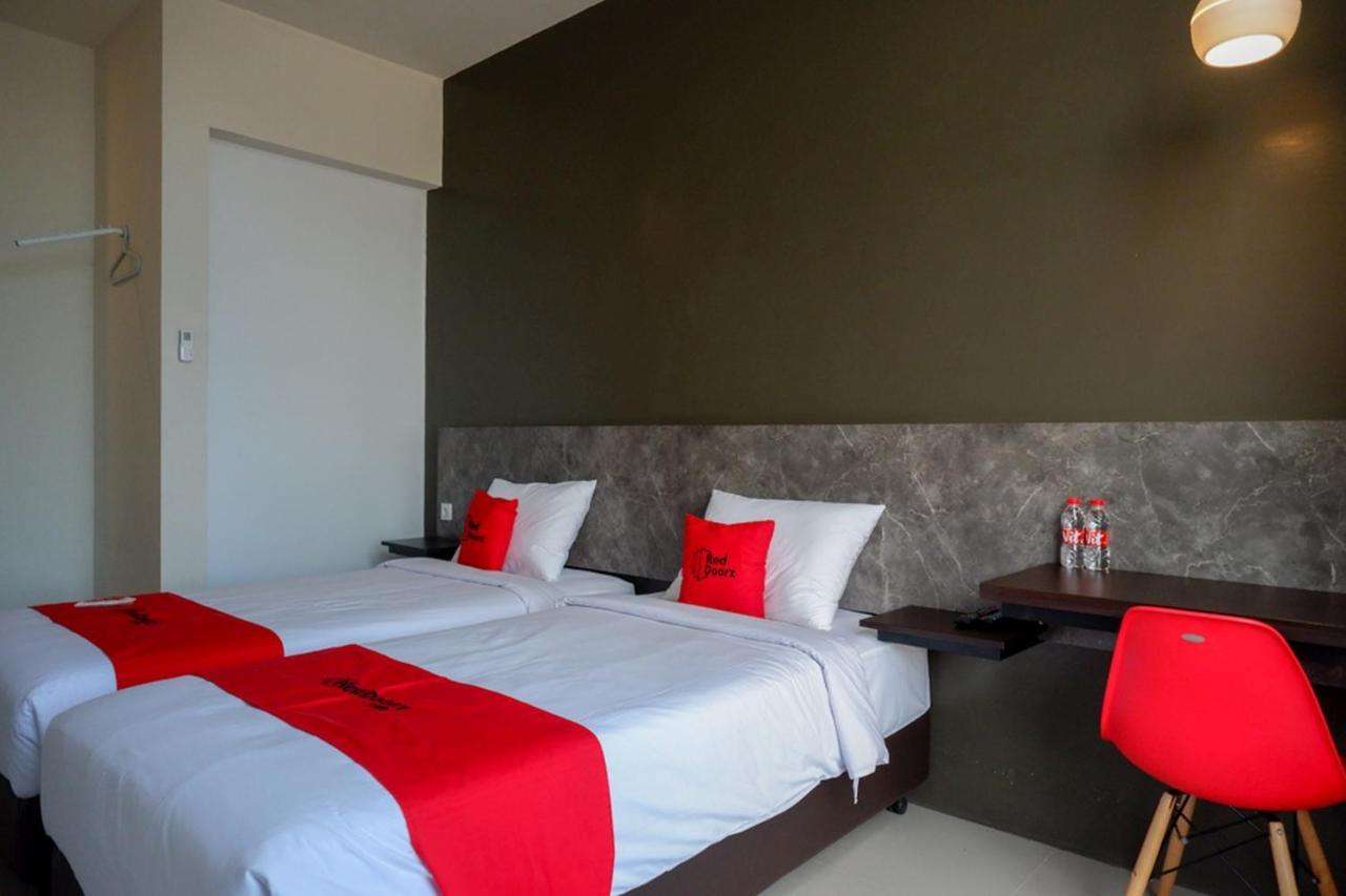 Reddoorz Plus Near Solo Baru Ngoại thất bức ảnh