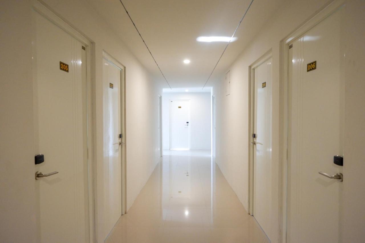 Reddoorz Plus Near Solo Baru Ngoại thất bức ảnh